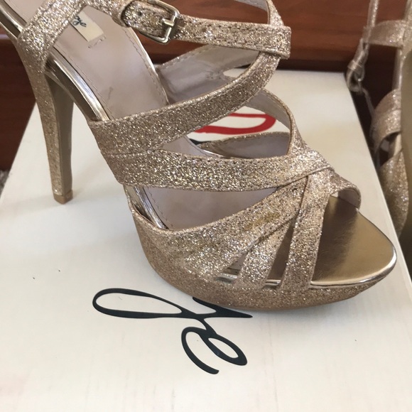 Platform Heels - Picture 3 of 3